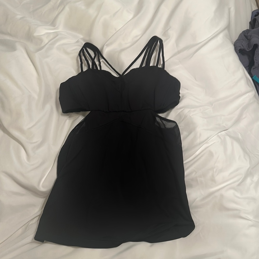 Lululemon cut out strappy workout tank